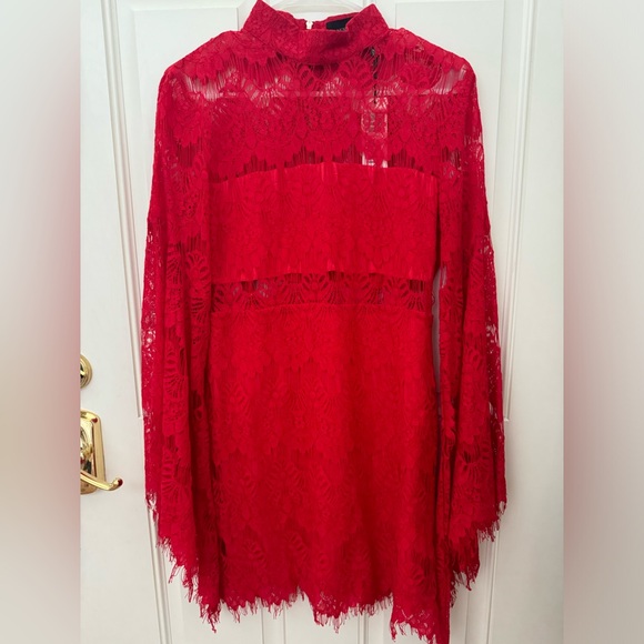 MinkPink Drama Queen Lace Dress Christmas Red NTW 109 - Picture 2 of 7